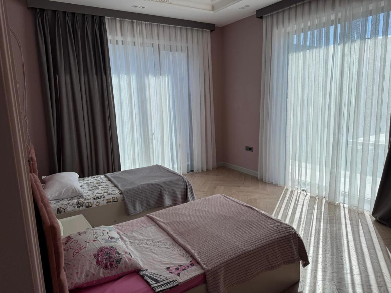 Nardaran Villas