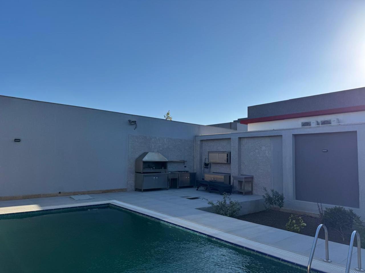 Nardaran Villas