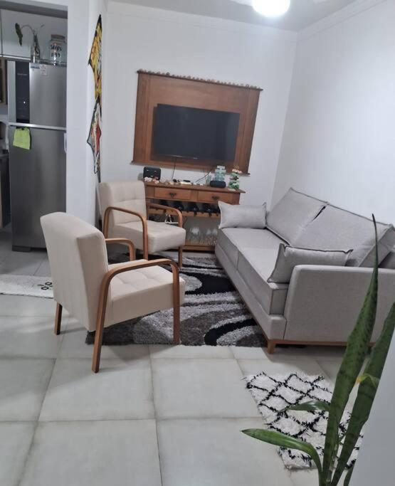 Refúgio na PG Apto Pé na Areia