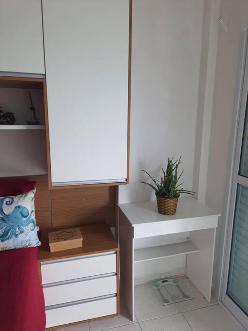 Refúgio na PG Apto Pé na Areia