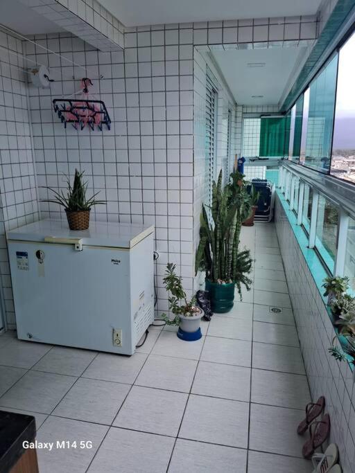 Refúgio na PG Apto Pé na Areia