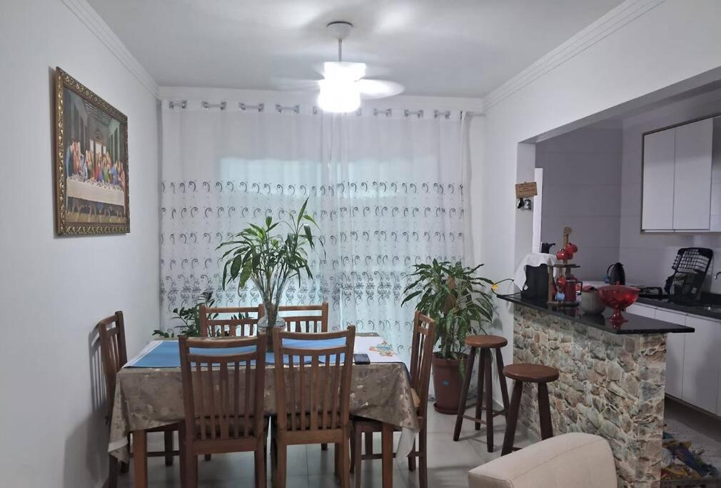 Refúgio na PG Apto Pé na Areia