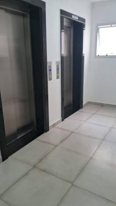 Refúgio na PG Apto Pé na Areia