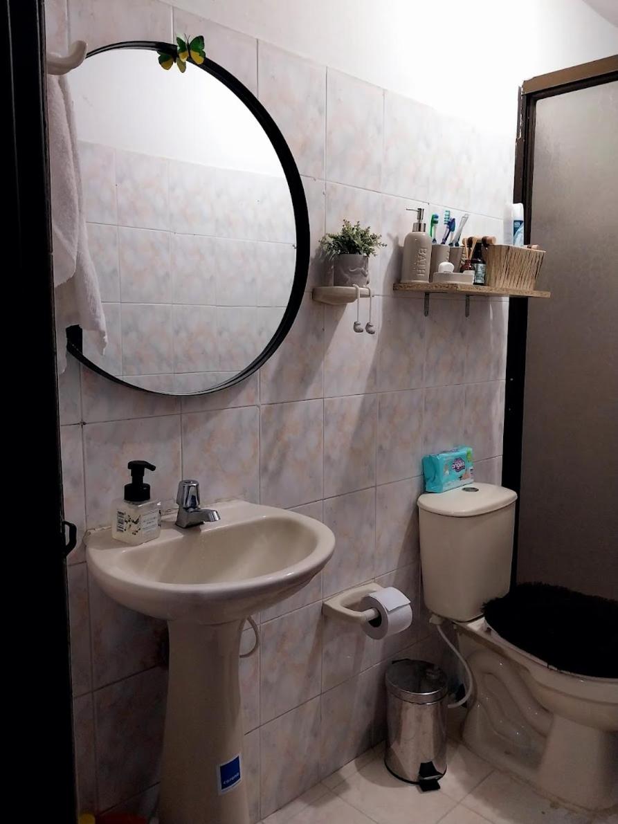 Habitación Cómoda en Familia