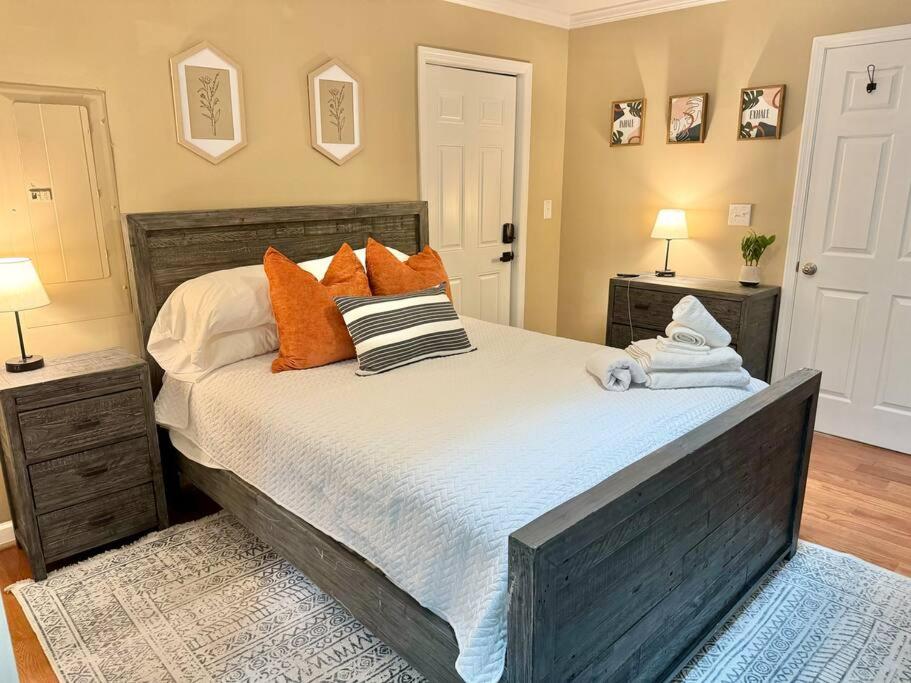 Sunnyside Bungalow Spacious Family Retreat