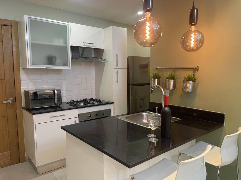 Apartmento en el corazón de la ciudad con piscina infinita y vista al mar view 4