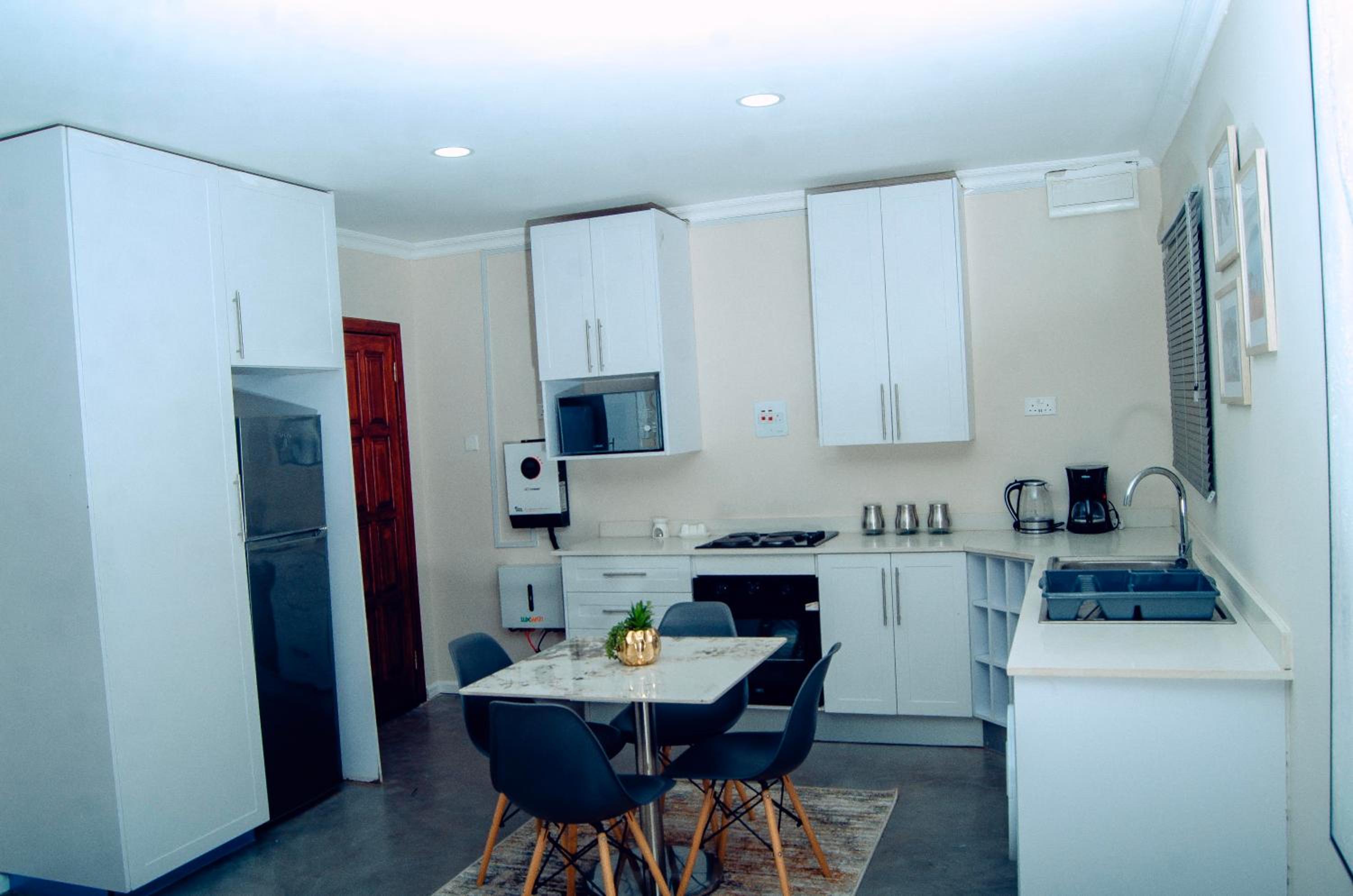 Estate Apartments