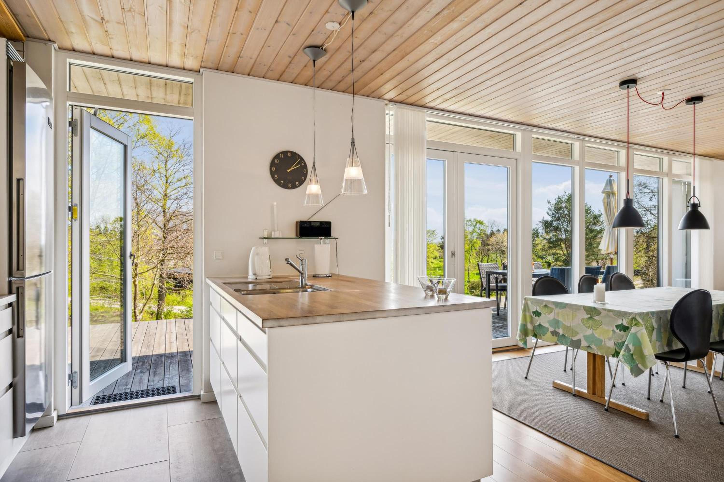 Beautiful Holiday Home On Mols With Sea View view 3