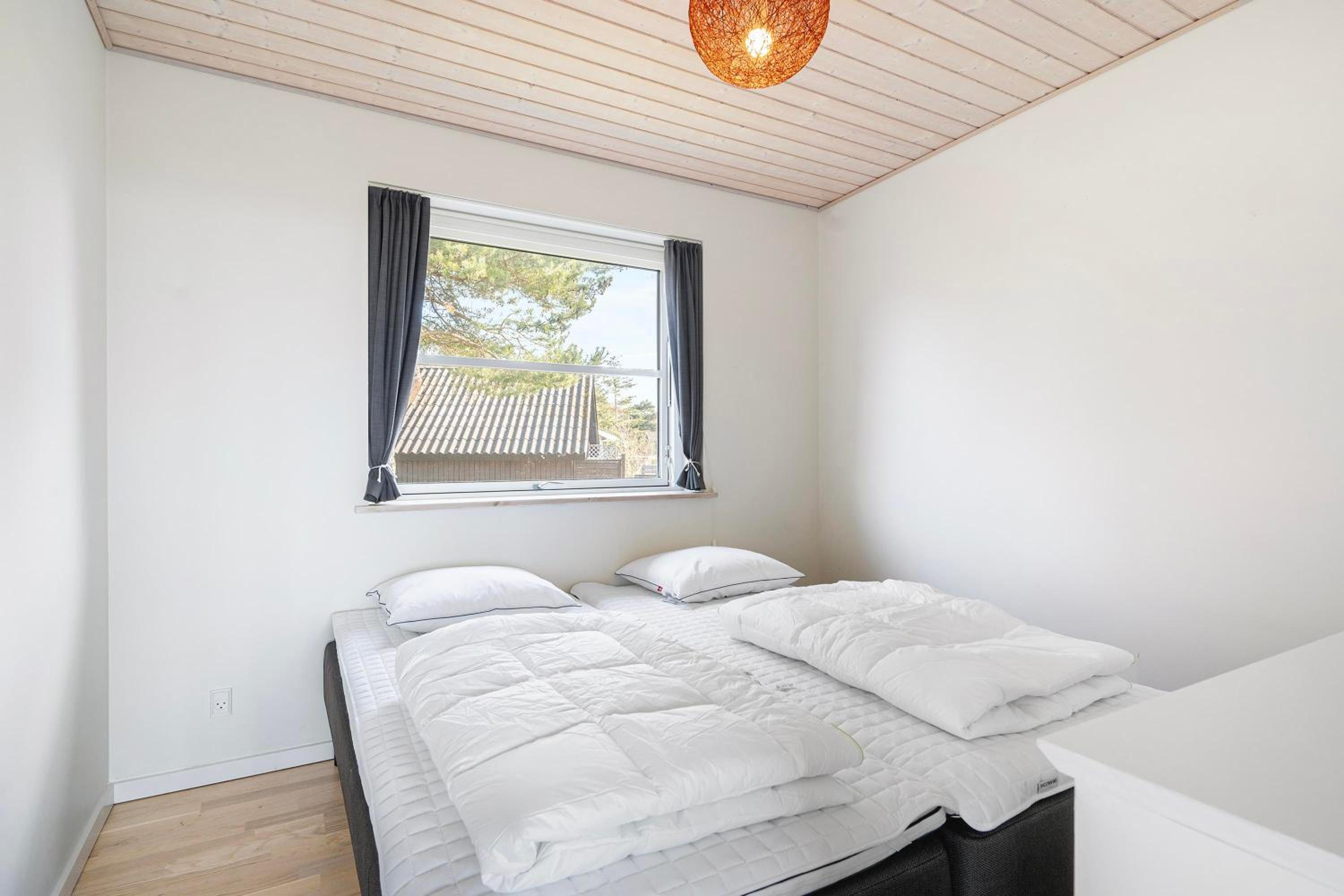 Spacious Holiday Home Near Ebeltoft Ideal For 10 People view 3