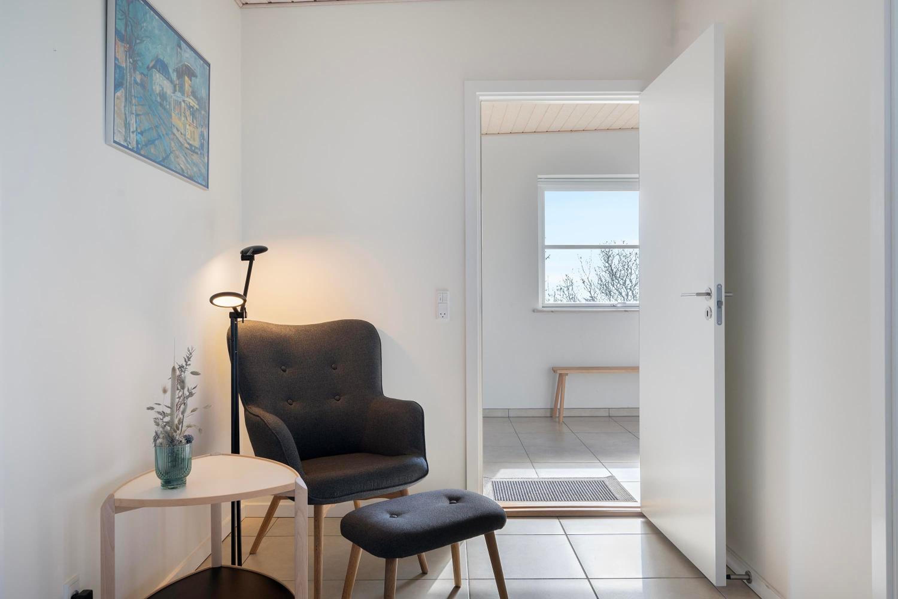 Spacious Holiday Home Near Ebeltoft Ideal For 10 People view 4