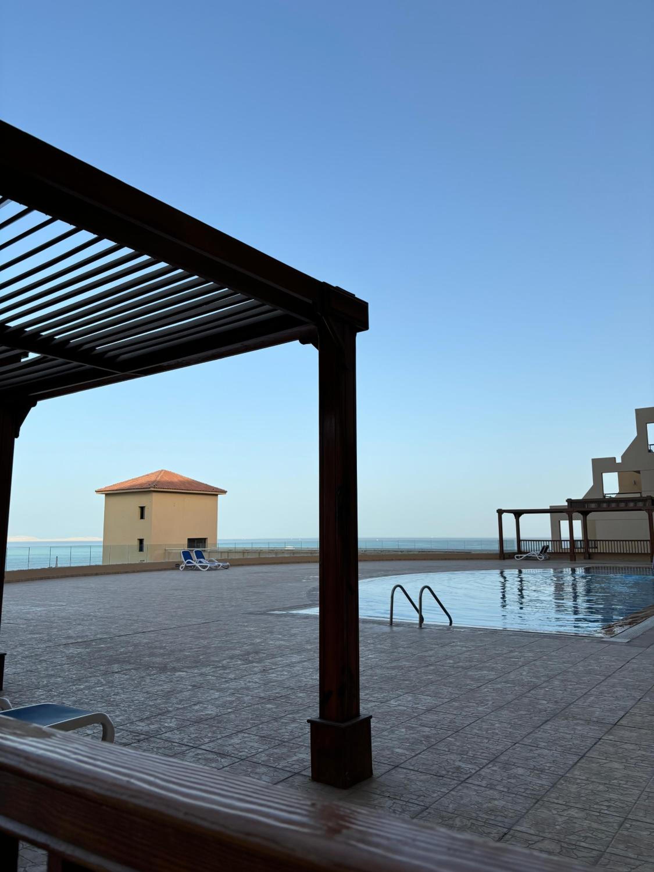 Seaview Studio Hurghada with beach and pool access