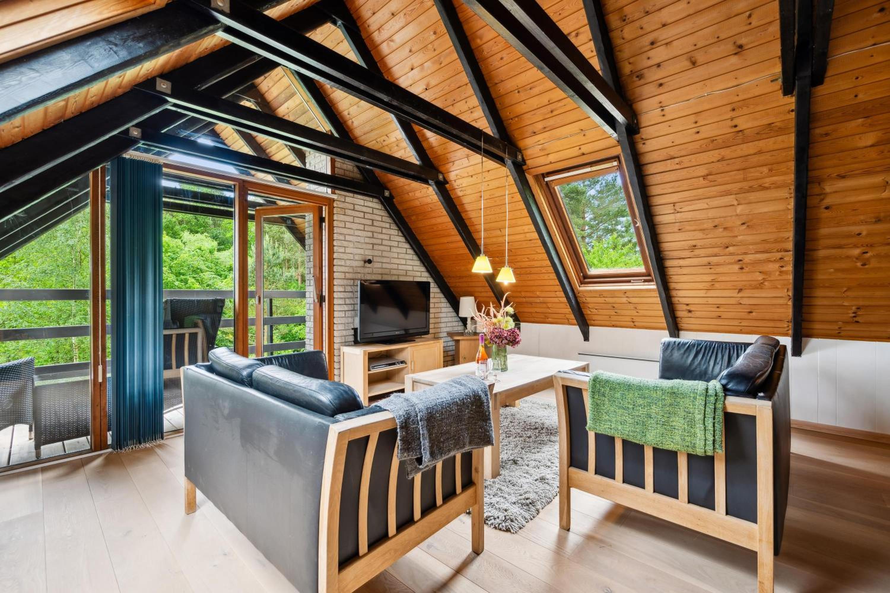 Cosy Two-Storey Holiday Home Close To Lyngsbæk Beach