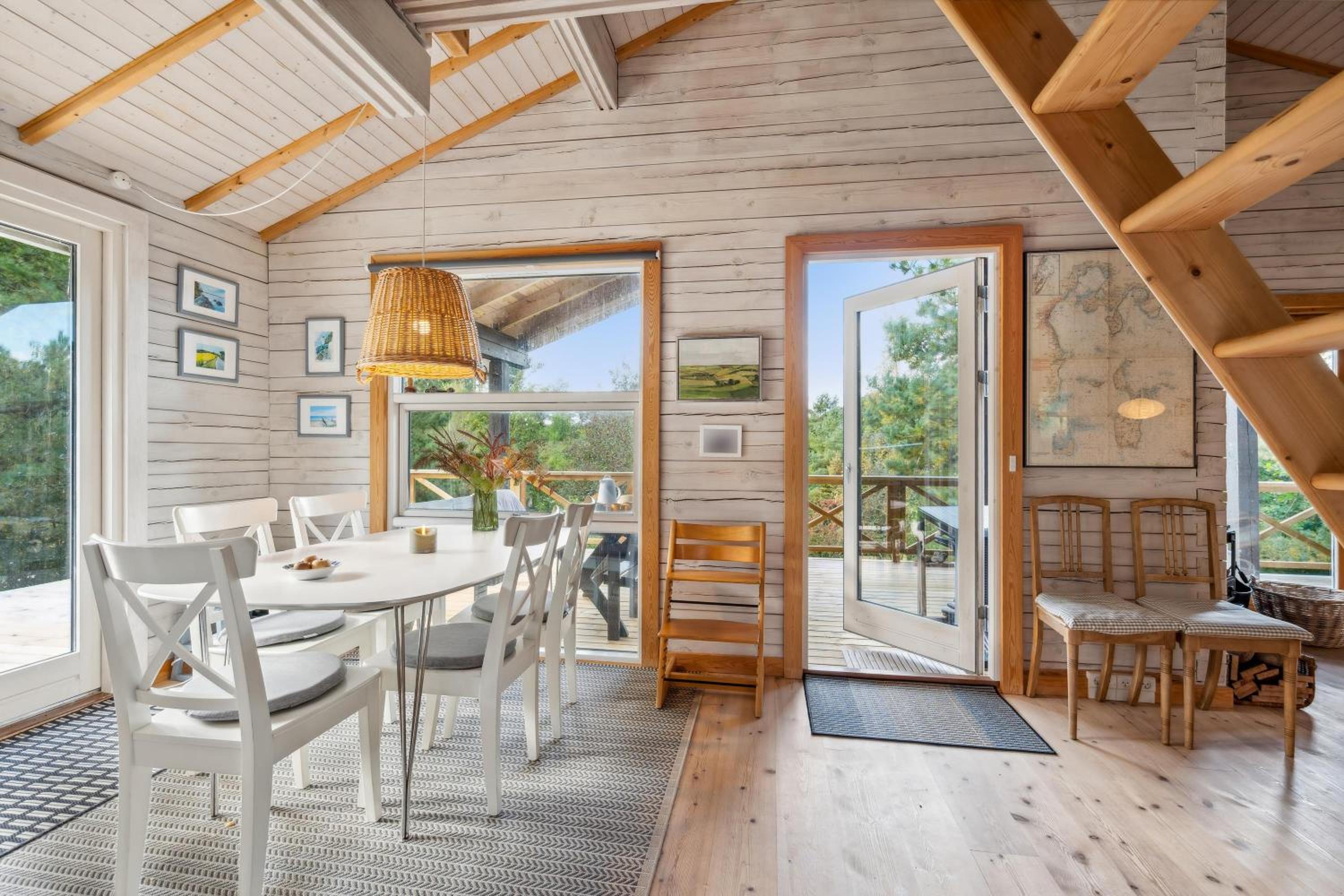 Cosy Holiday Home On A Large Hilly Natural Plot With Covered Terrace And Loft Rooms Close To Helgenæs Unique Landscape, Viewpoints And The