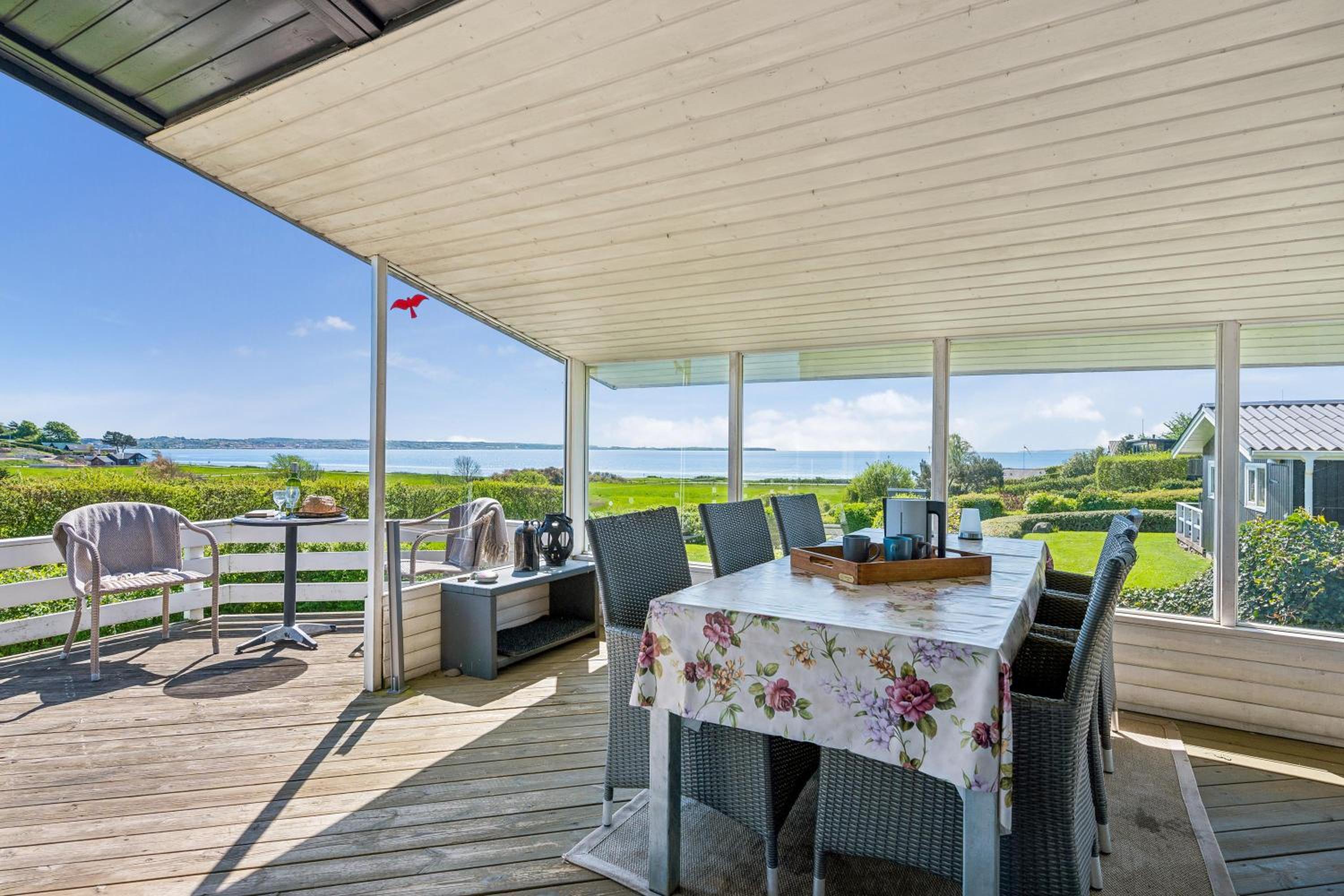 Lovely Holiday Home With Panoramic Views Over Ebeltoft Vig And Mols