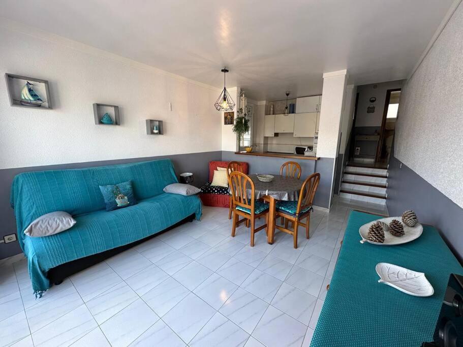 Apartamento vista piscina AV-28