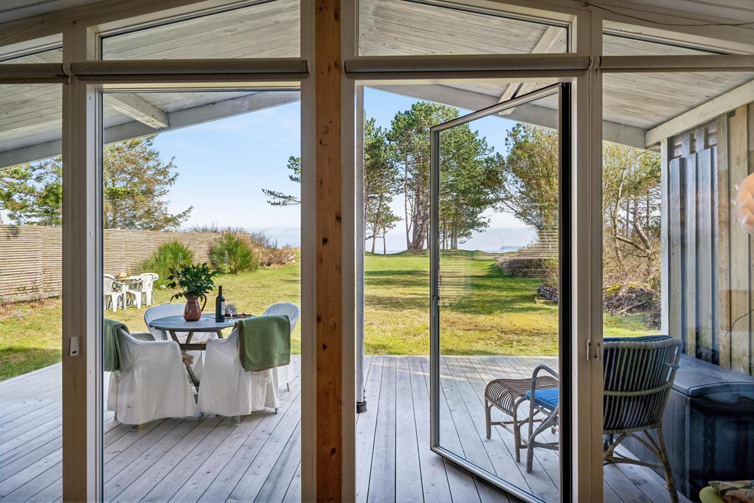 Newly Renovated Holiday Home In Prime Location At Elsegårde Beach Direct Water Access