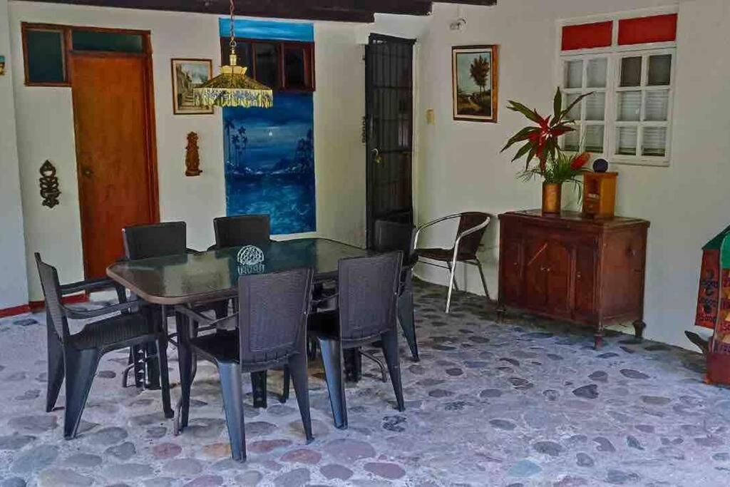 Relájate en el llano Piscina privada y naturaleza
