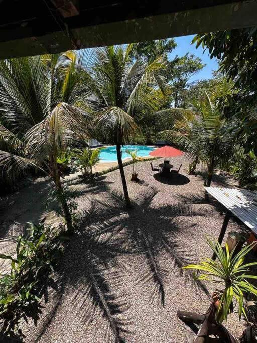 Relájate en el llano Piscina privada y naturaleza