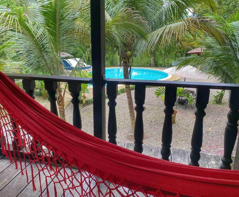 Relájate en el llano Piscina privada y naturaleza