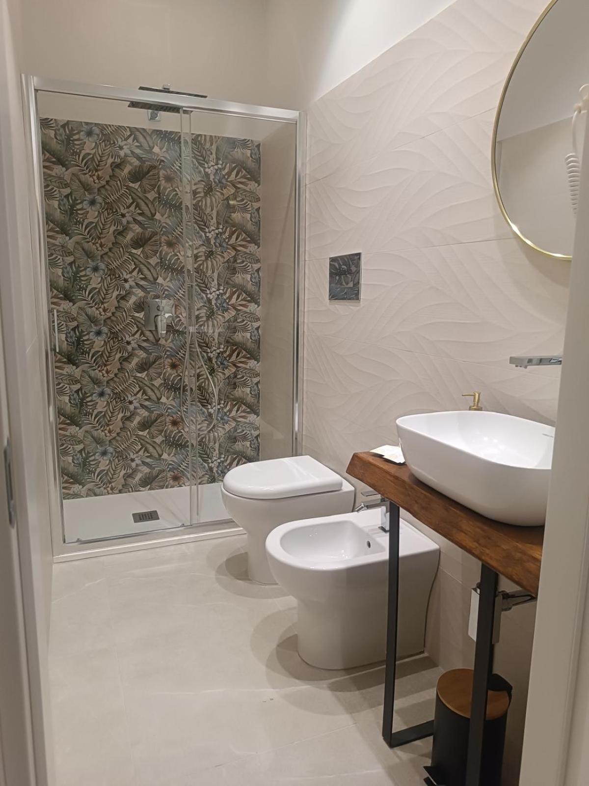 Photo 107