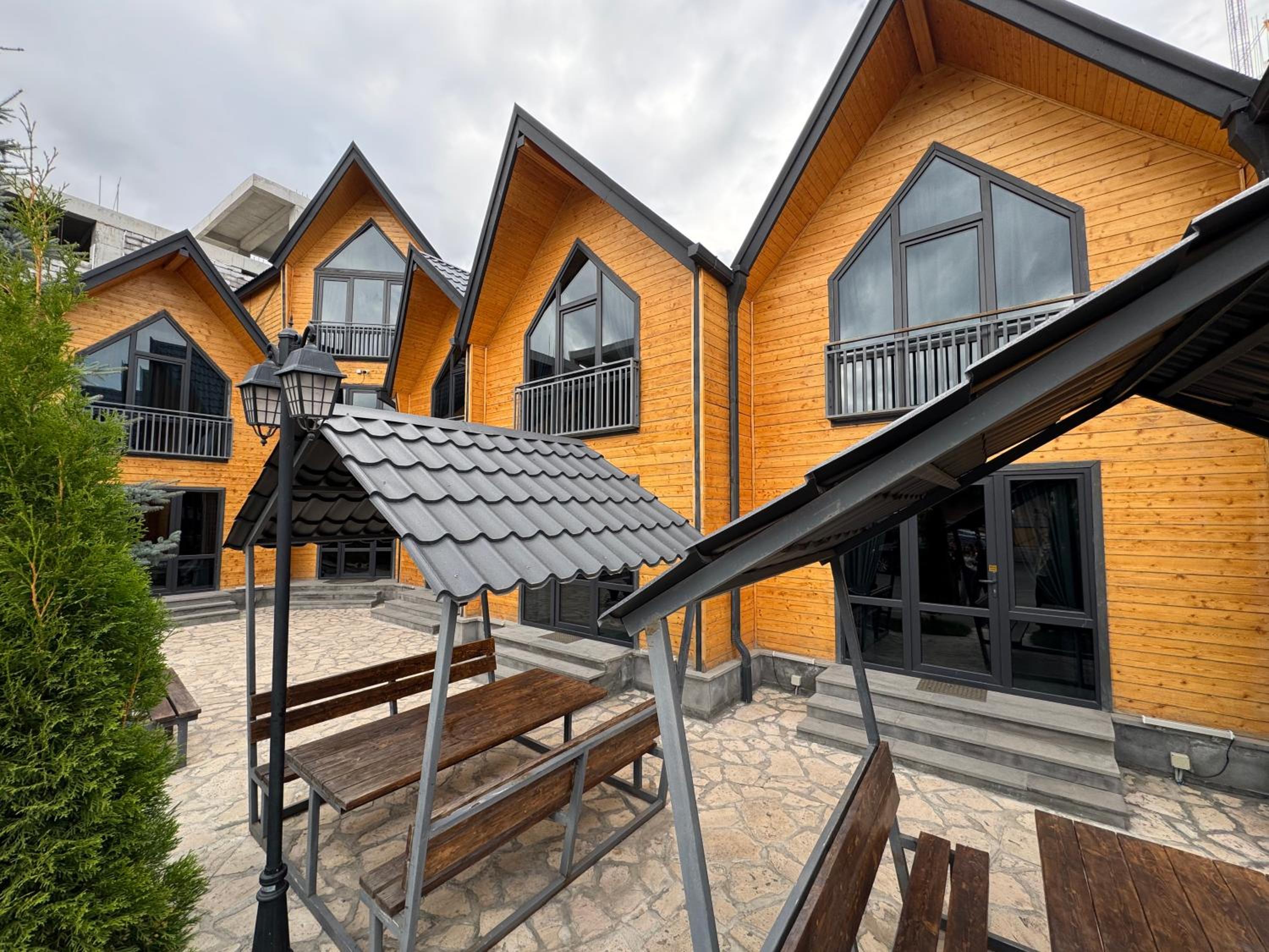 Everest Rest House