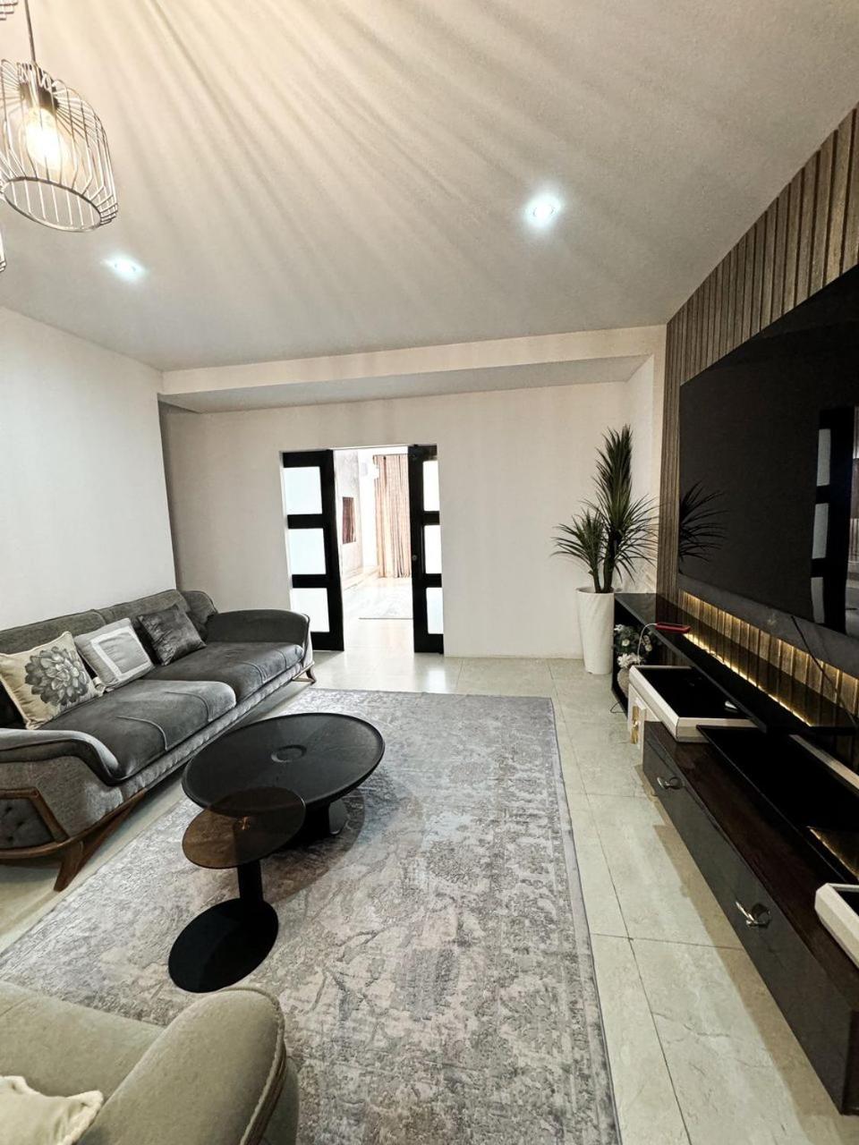 Colan Apartments