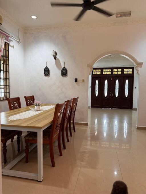 Big and cheap Homestay photo 8