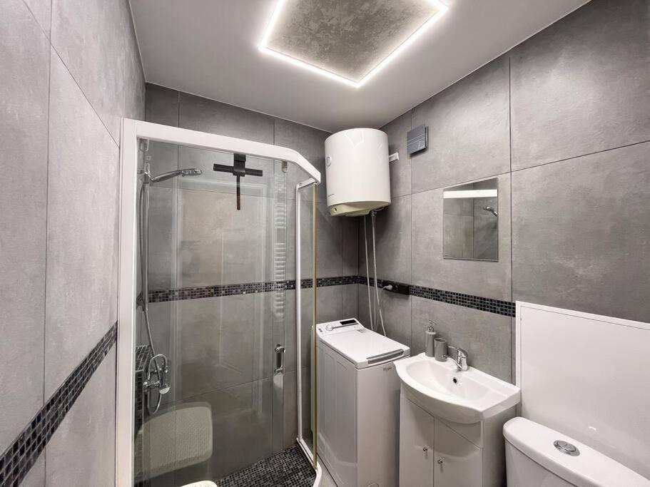 IG Apartments view 3