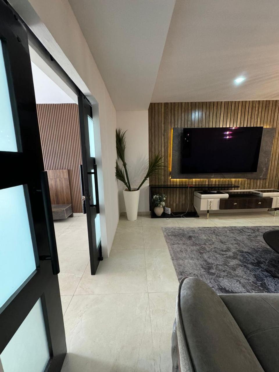Colan Apartments