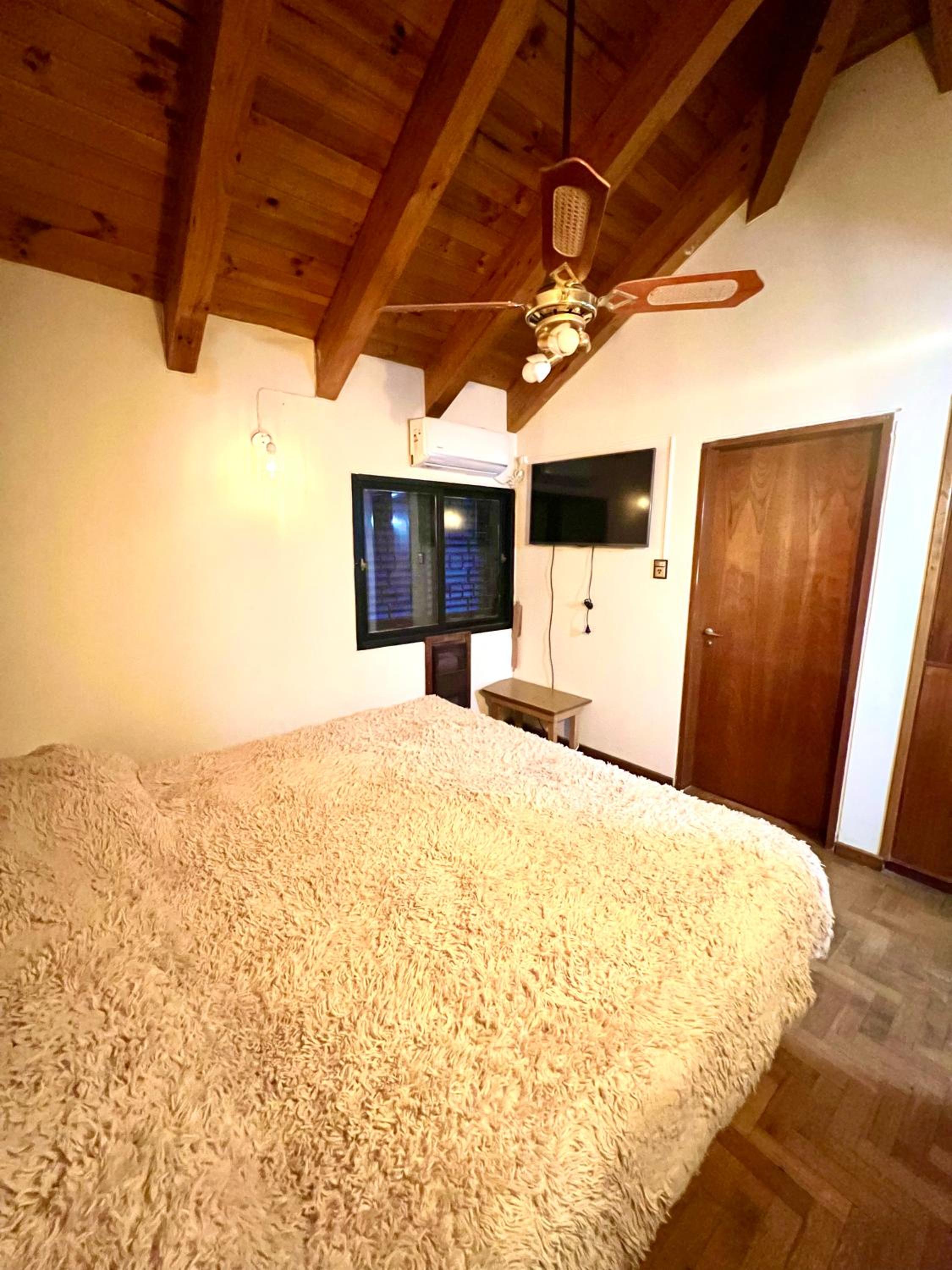Lujosa casa en la mejor zona de chacras, Mendoza, con piscina, jardín y quincho