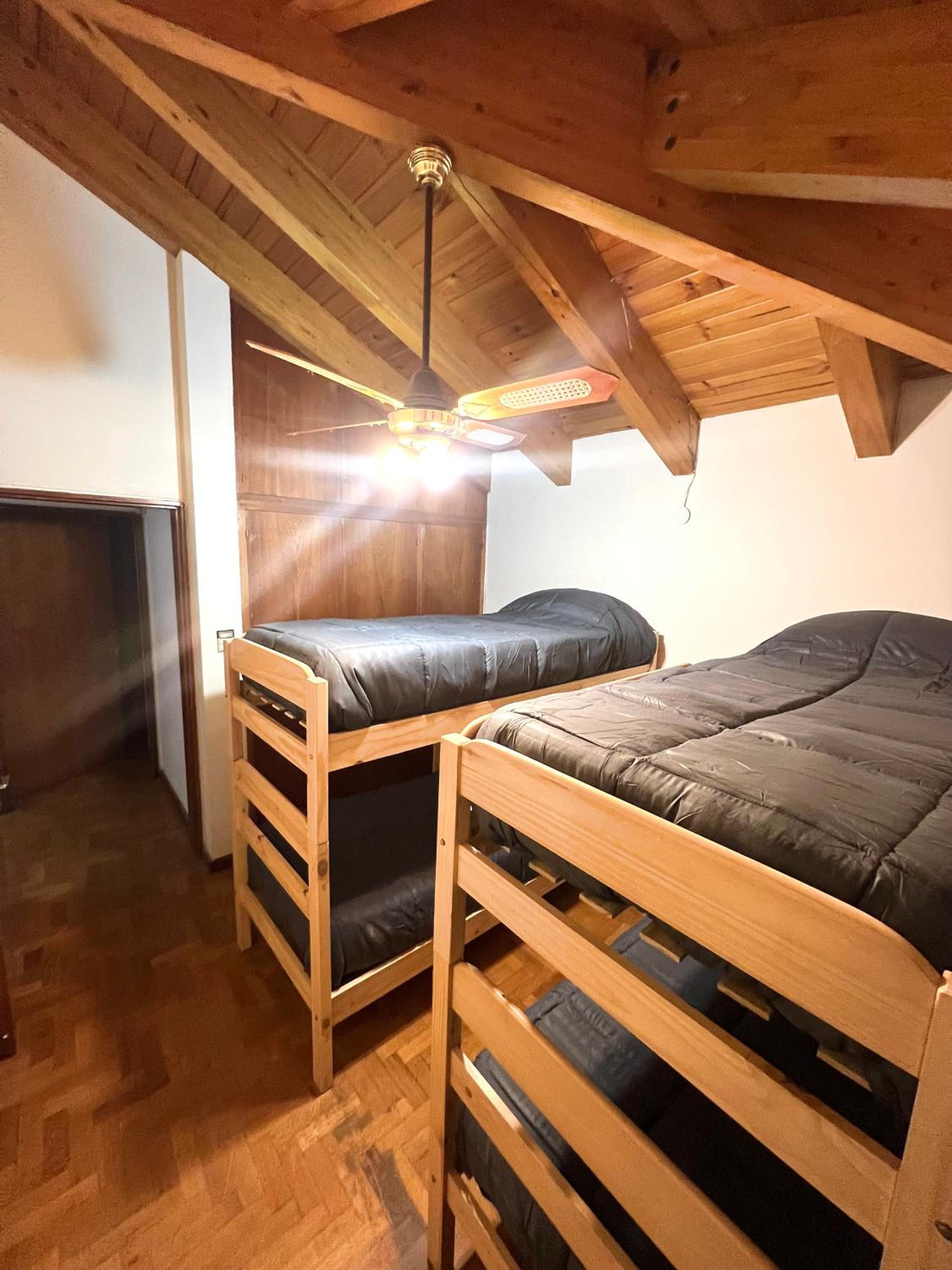 Lujosa casa en la mejor zona de chacras, Mendoza, con piscina, jardín y quincho