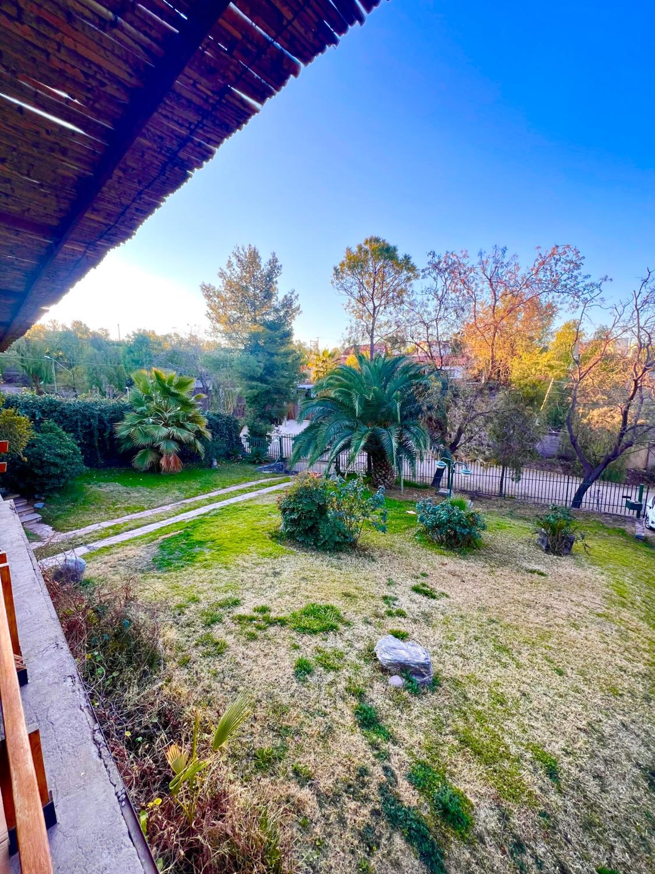 Lujosa casa en la mejor zona de chacras, Mendoza, con piscina, jardín y quincho
