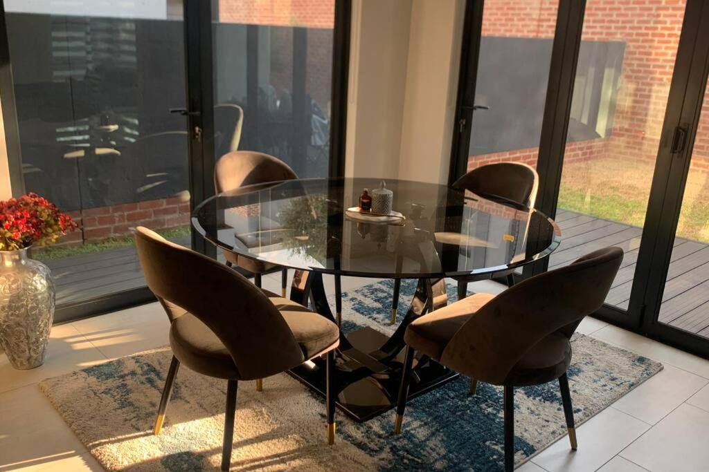 Chic Home in Prime Sandton Area