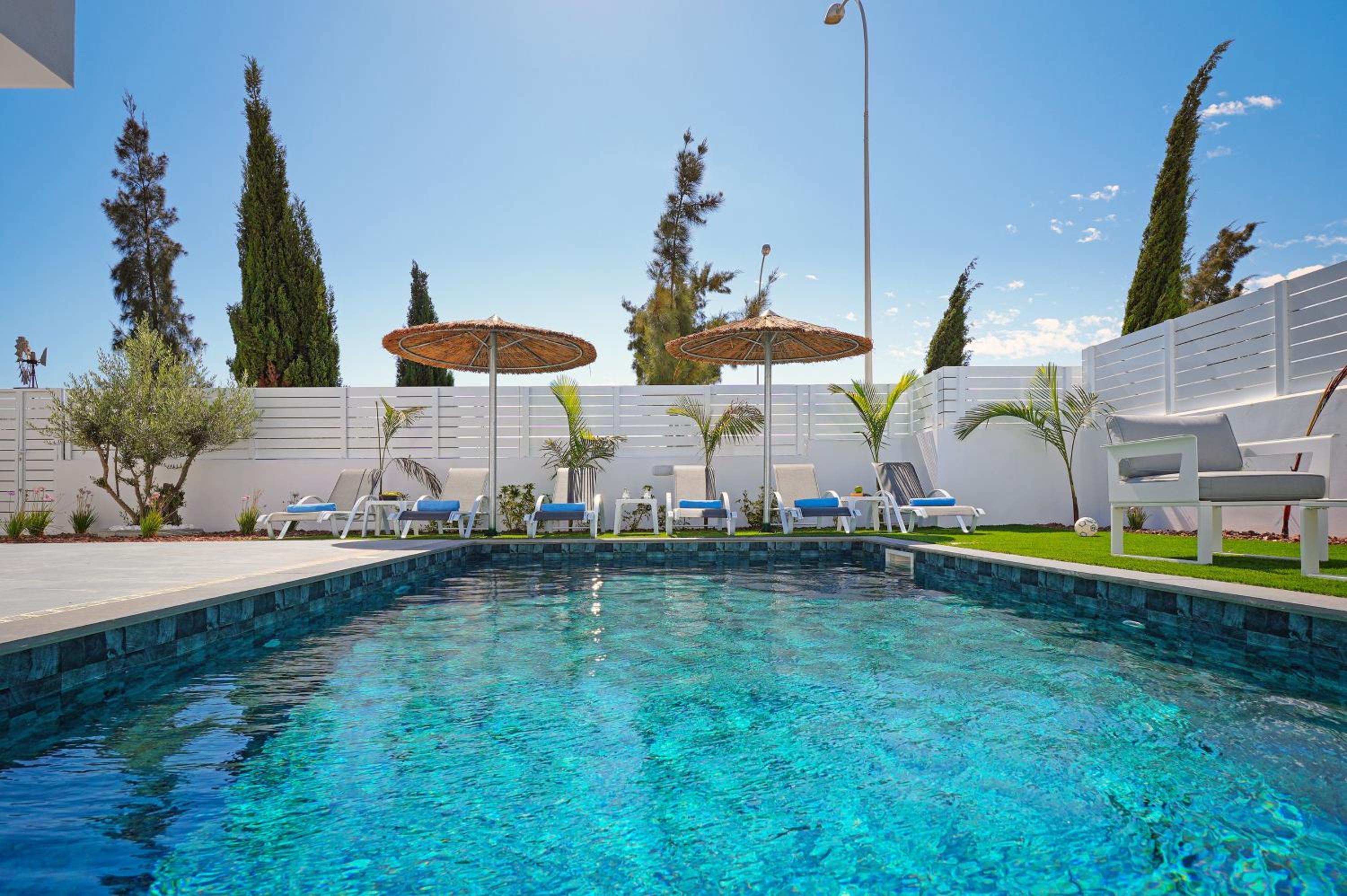 Villa Clio - 3bed All En-suite with Private Pool