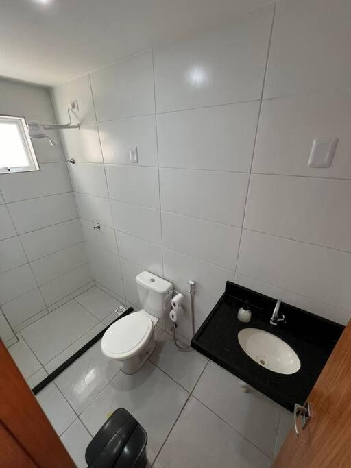 Apto 2 Quartos com suíte Cabedelo TAXA DE ENERGIA E LIMPEZA SÃO COBRADAS NO CHECK-IN E CHECK-OUT