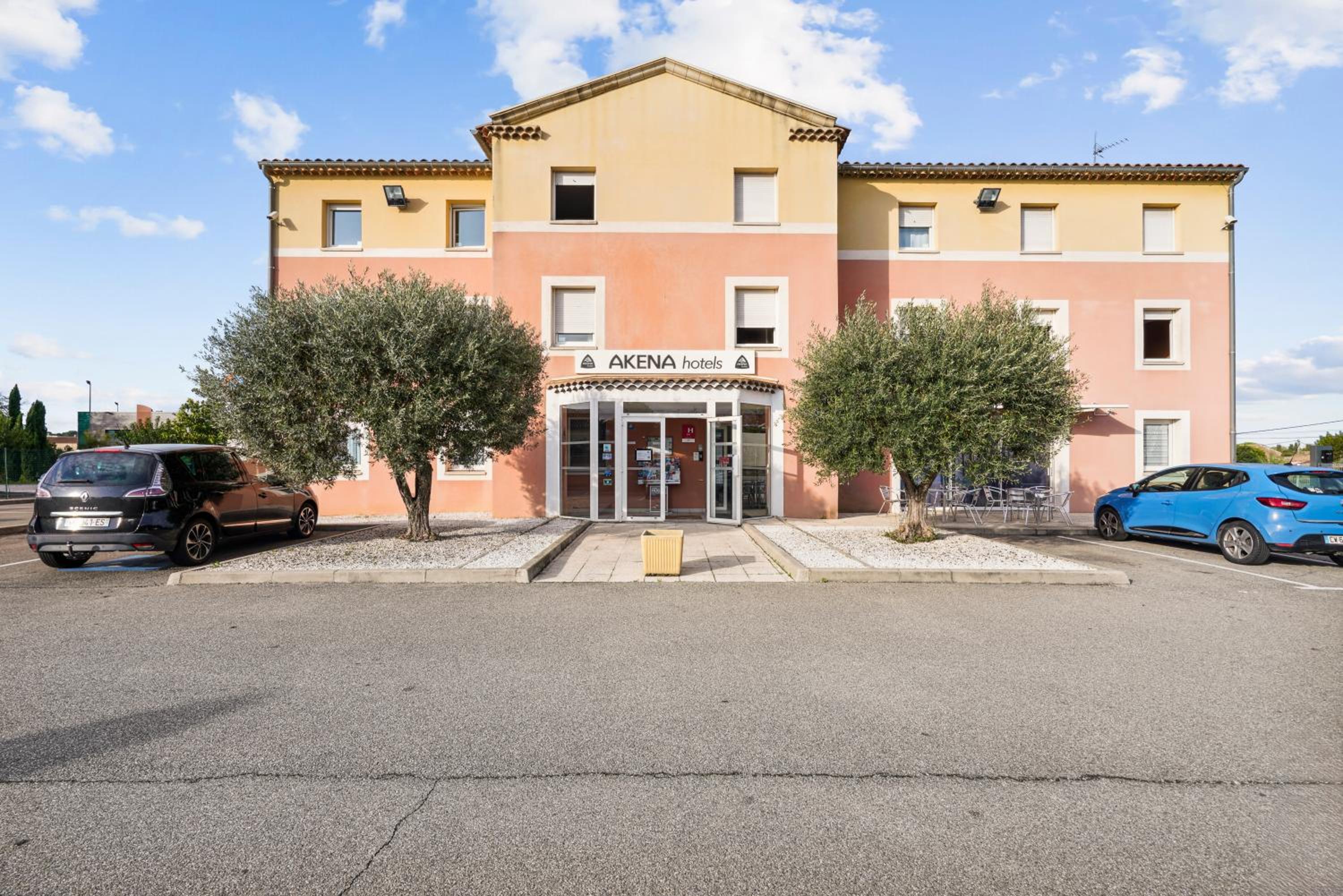 Hotel Akena City Chateaurenard - Image 1