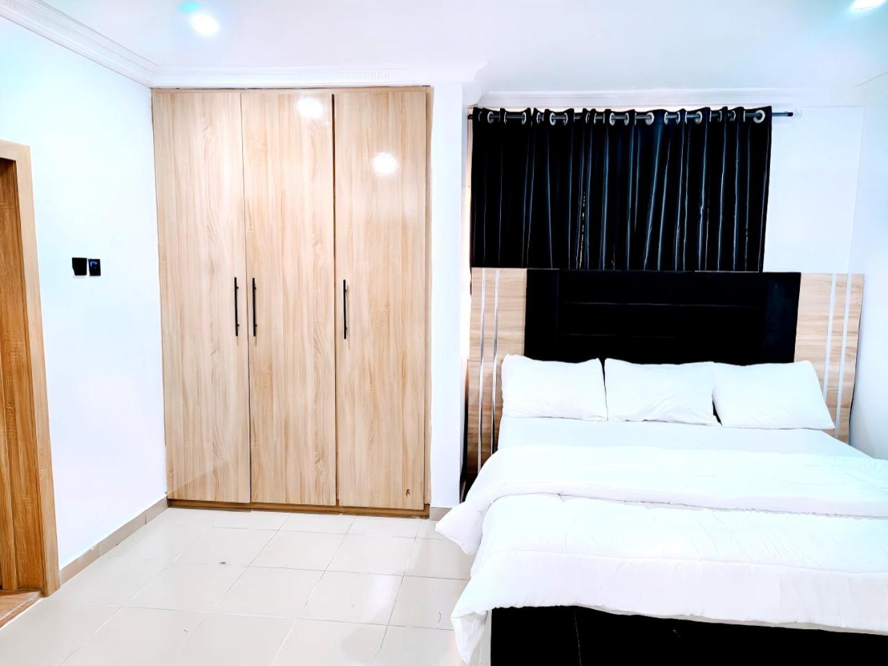 CityView Apartment with 24hrs Electricity, Security, Washing machine, Inverter, Wifi, and Fully Equipped kitchen view 5