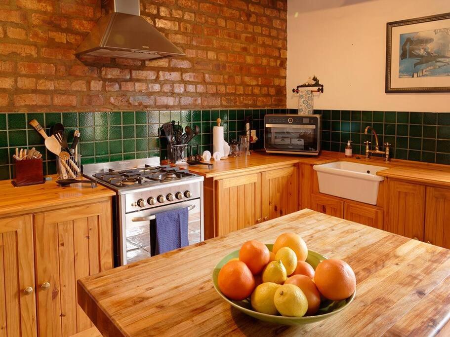 Clyde House, Self Catering Guest House, Mcgregor view 4