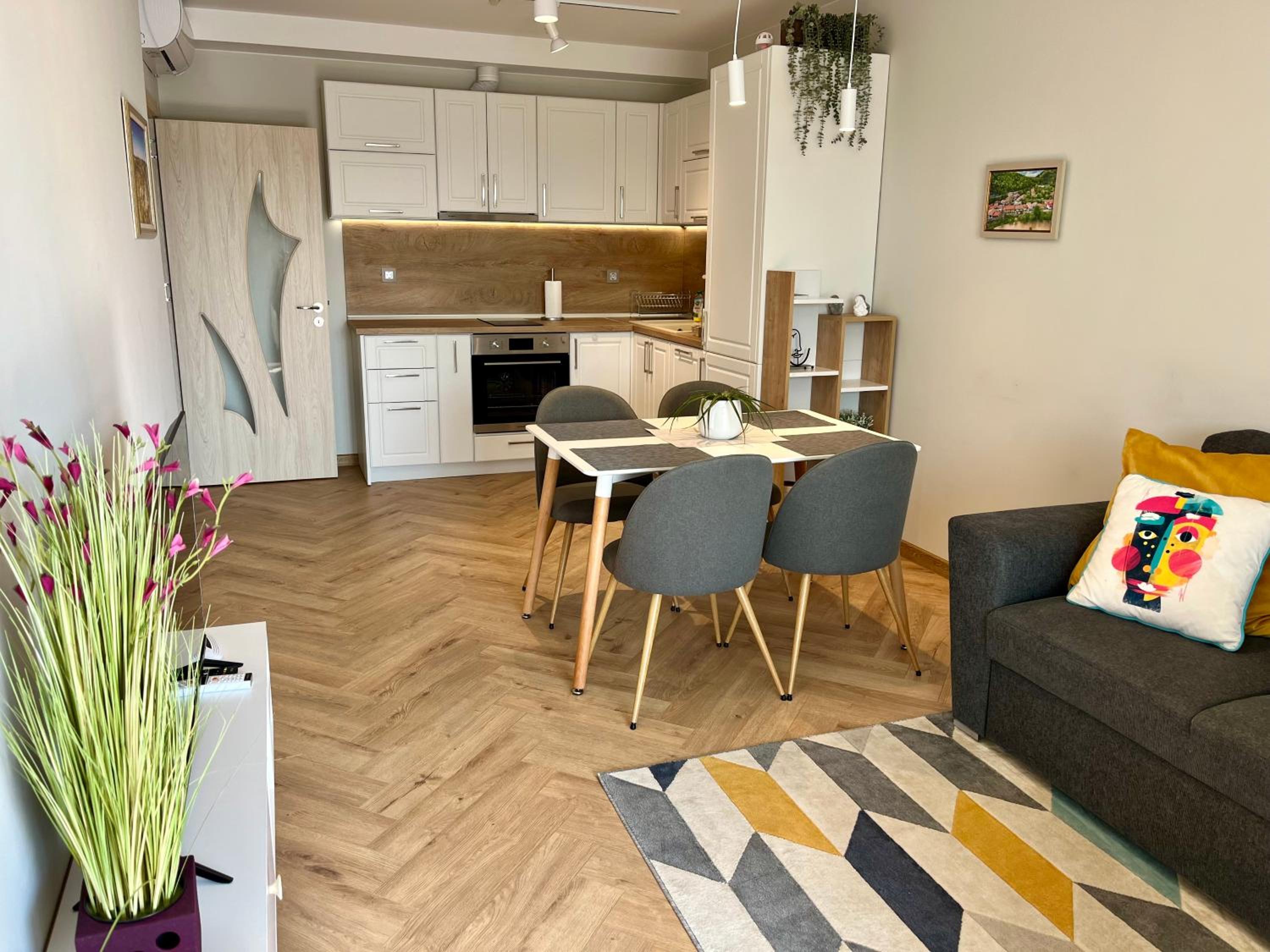 ParkCentral Luxury in City Center 7