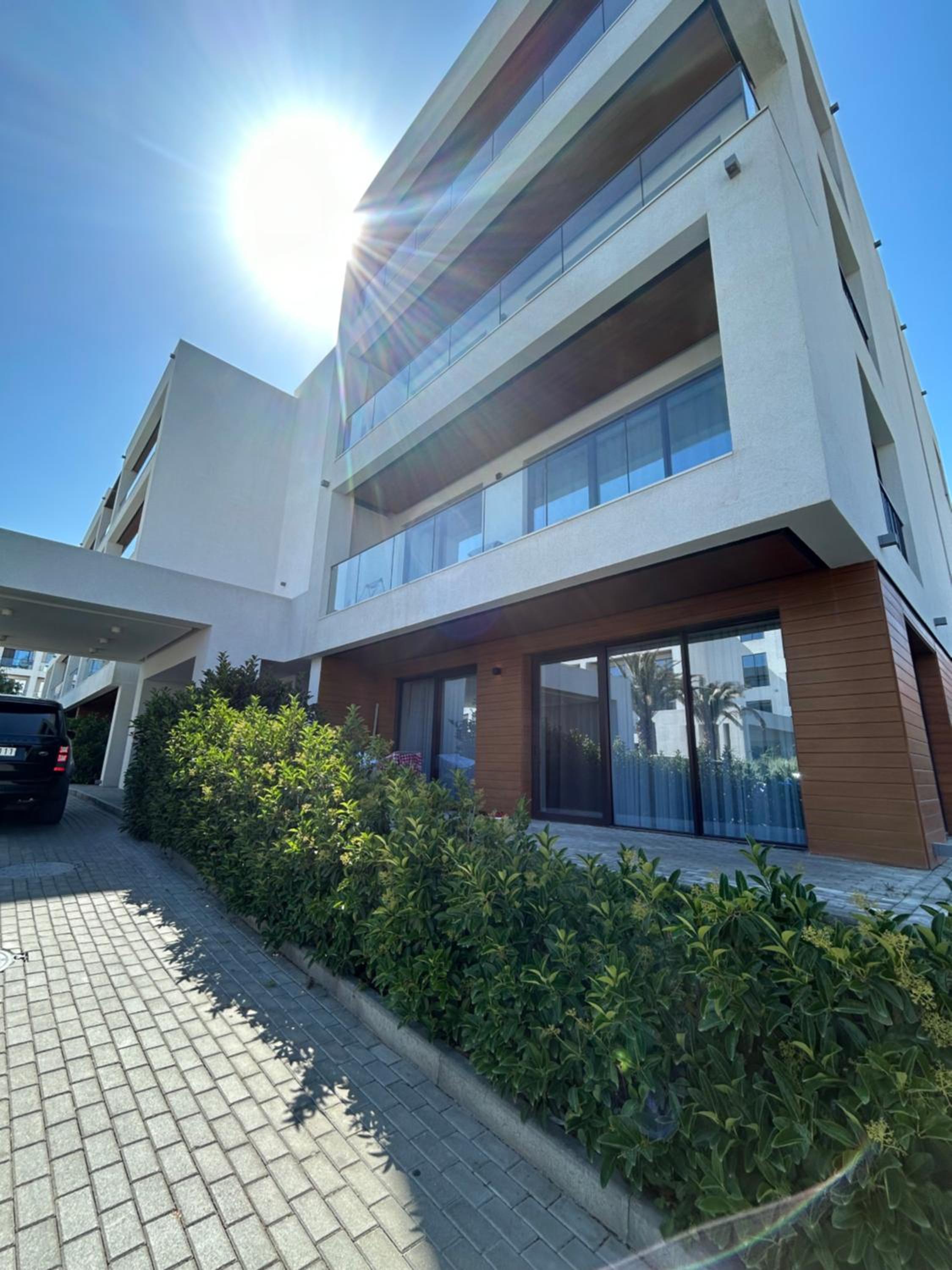 Sea Breeze Park Residence 4