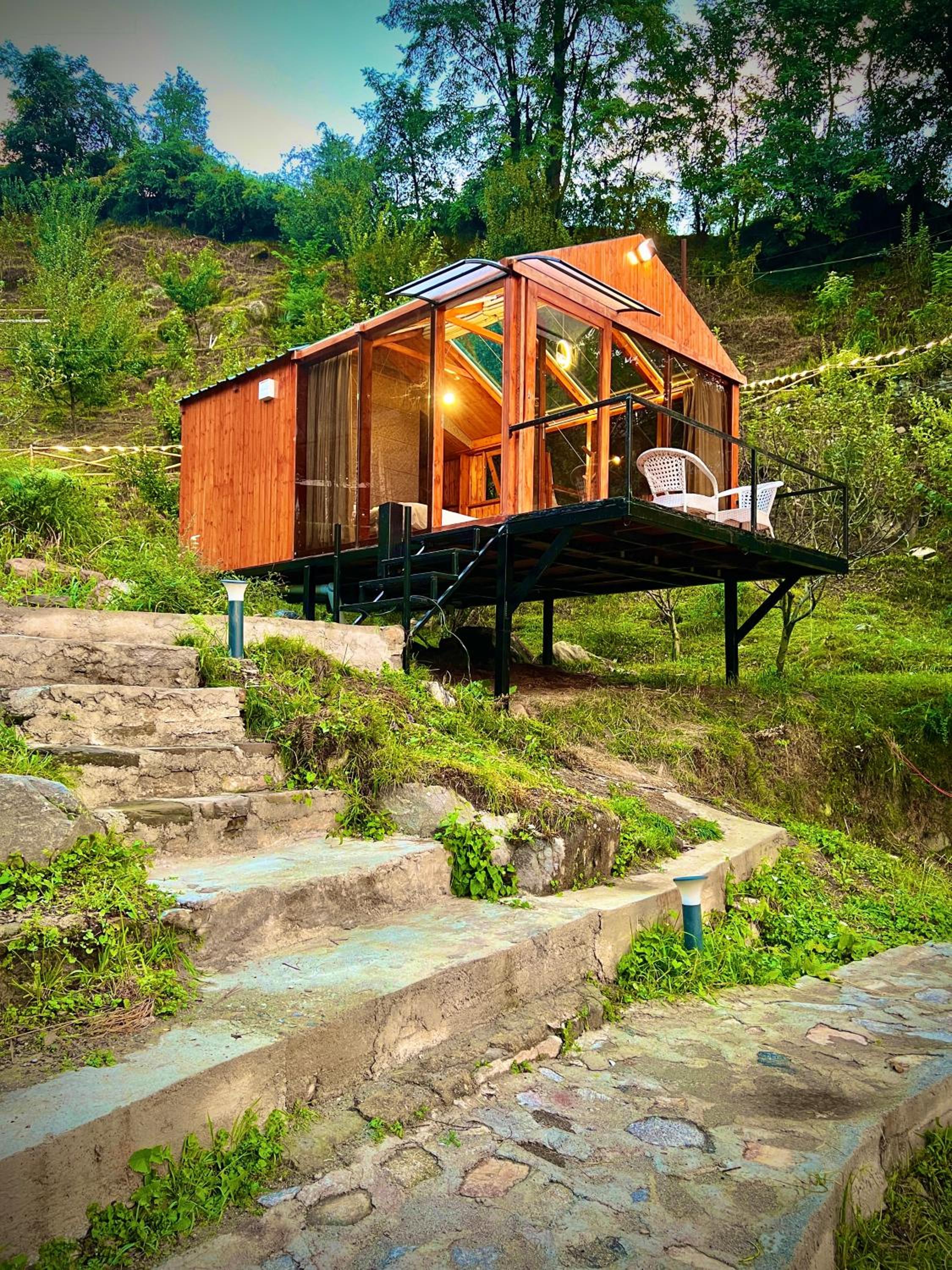 Glass Cabins by Urban Monk