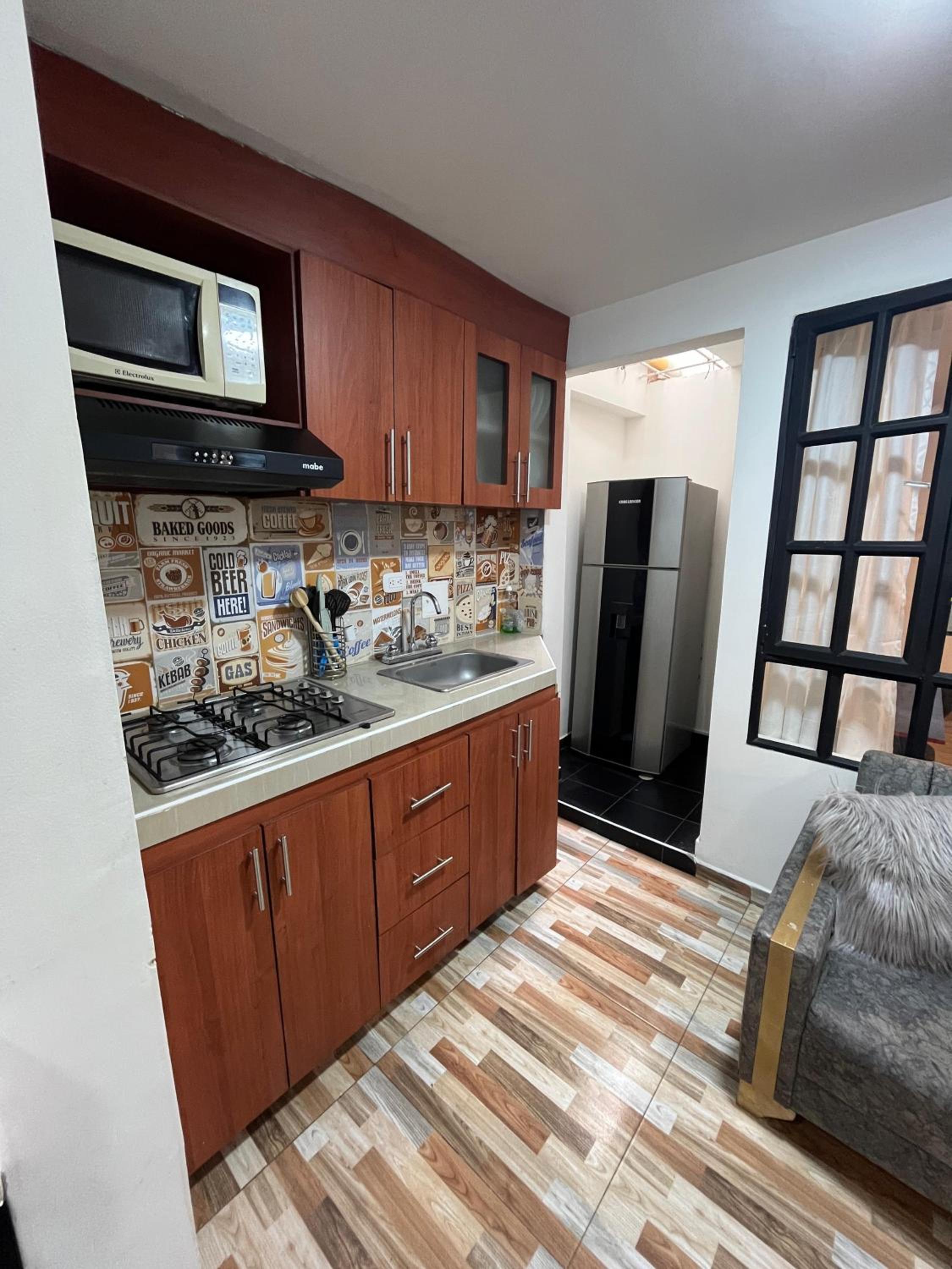 Hermoso apartamento cerca al aeropuerto 202