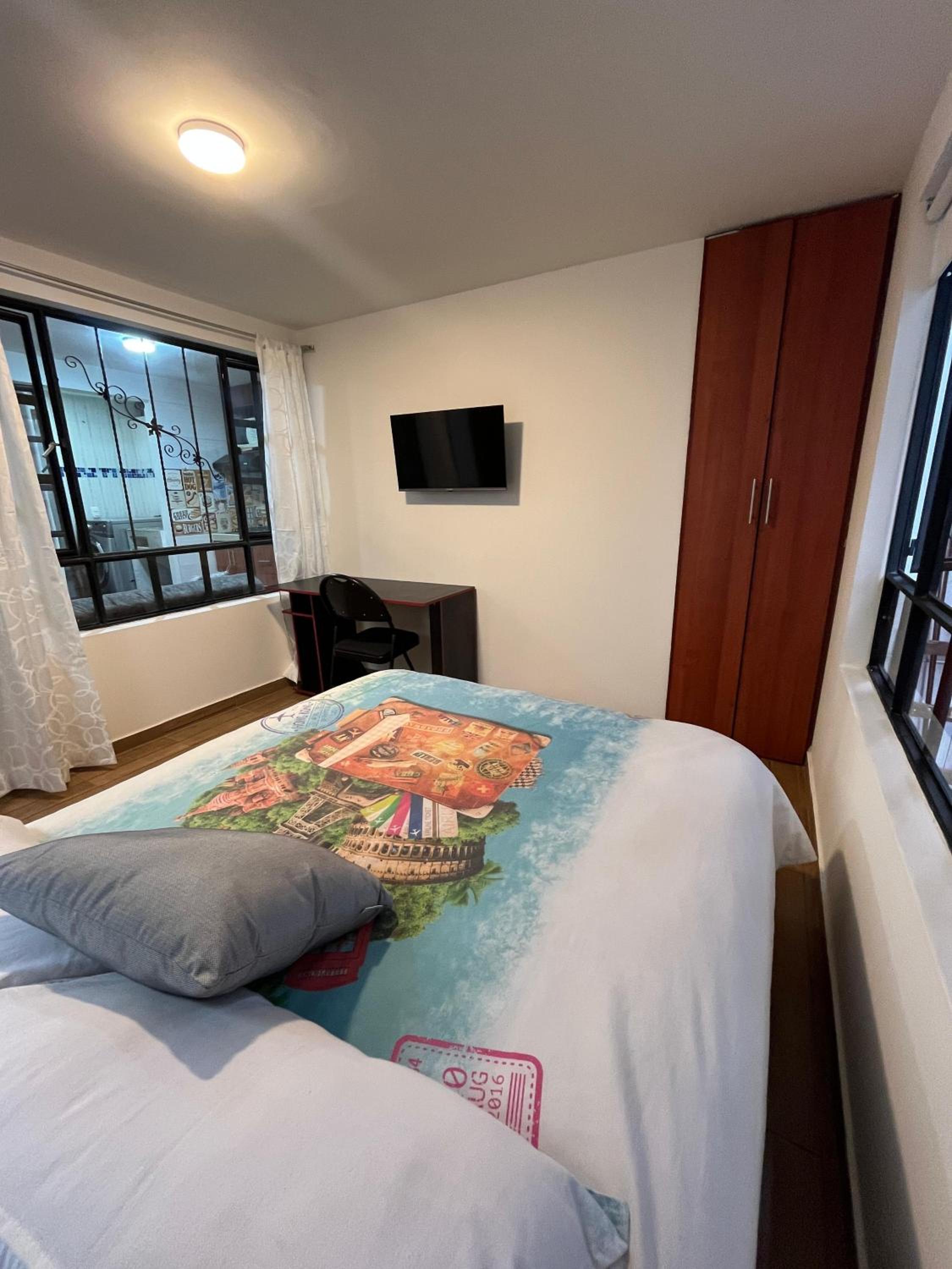 Hermoso apartamento cerca al aeropuerto 202
