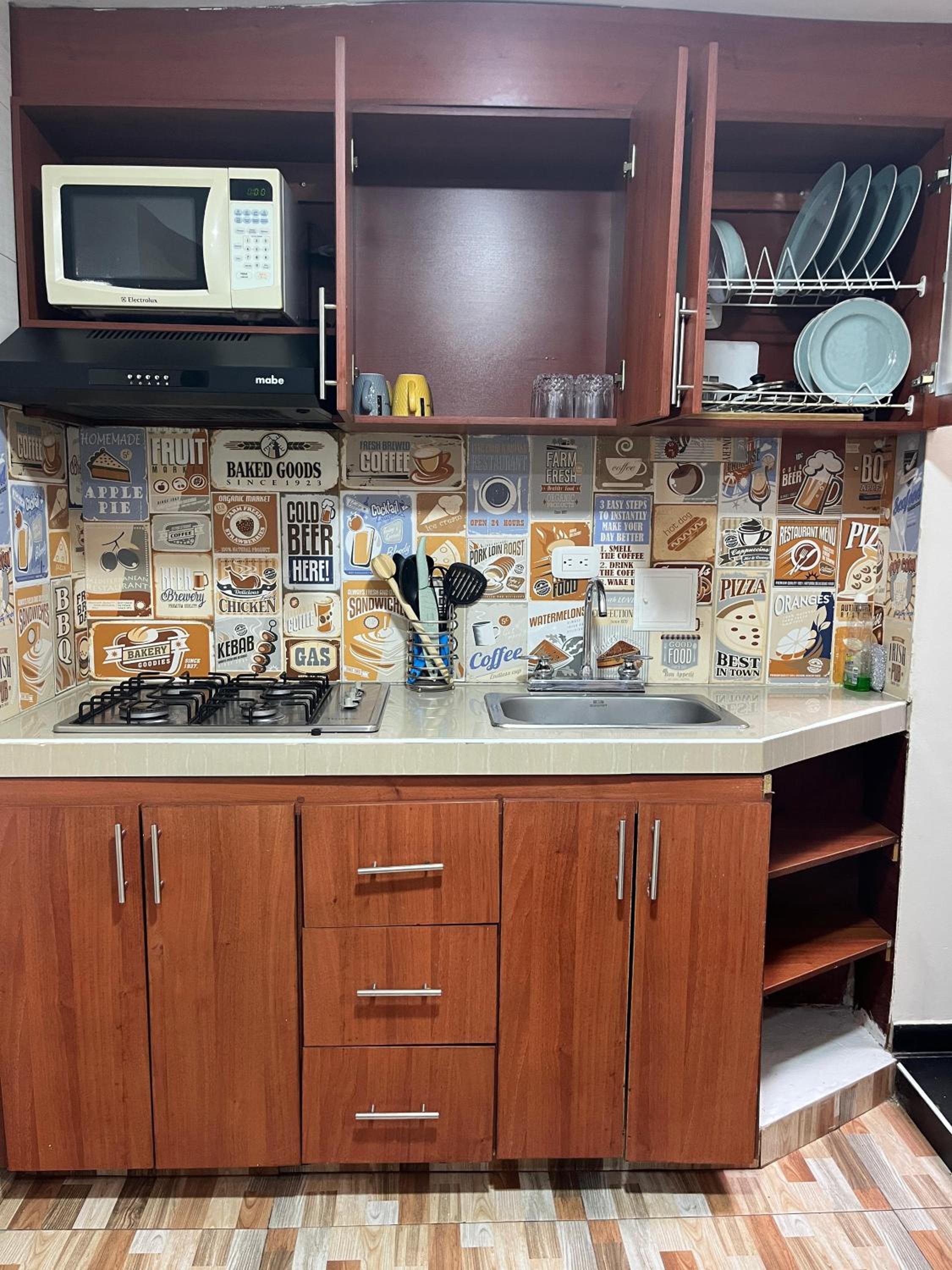 Hermoso apartamento cerca al aeropuerto 202