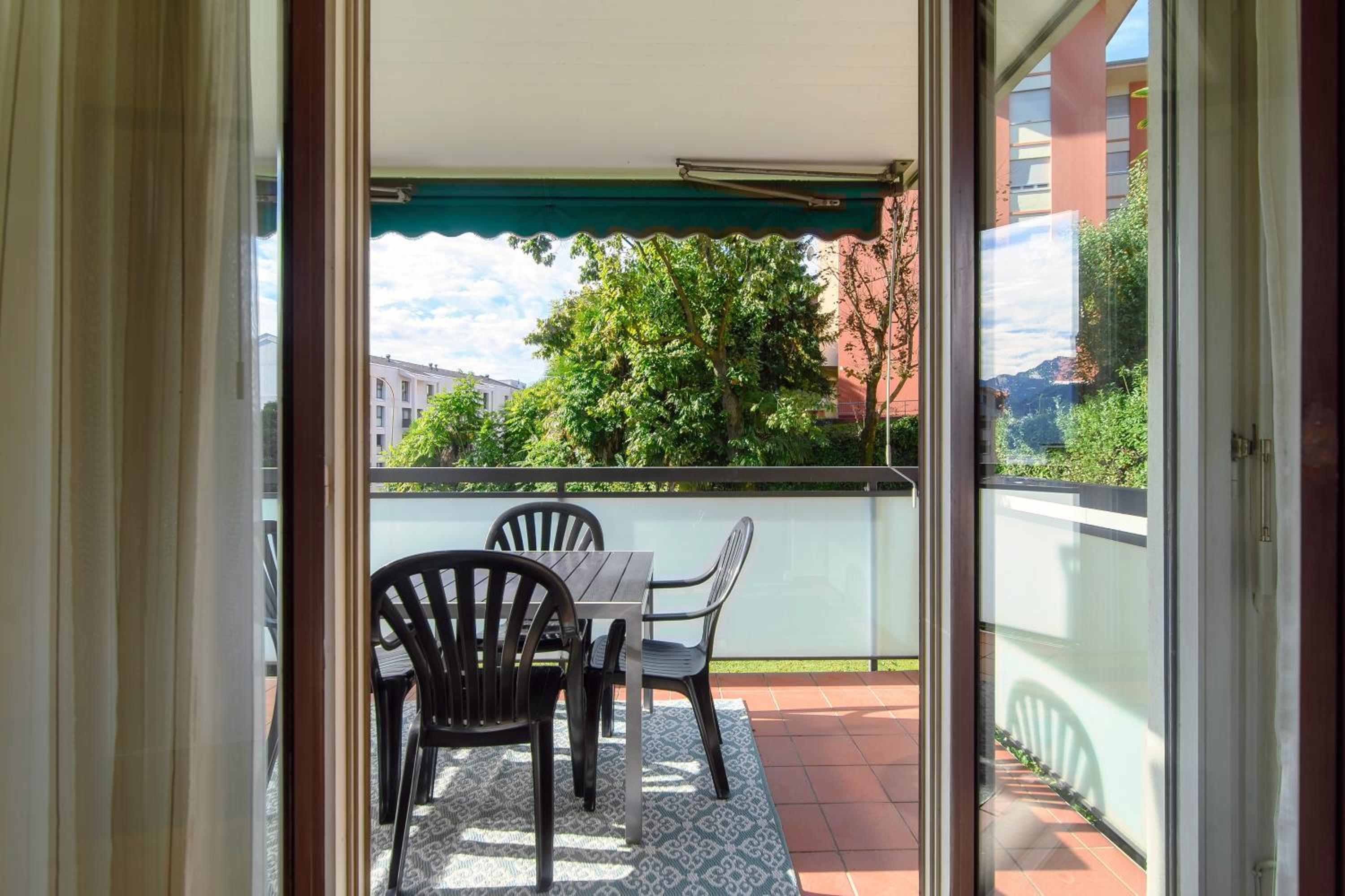Francobollo Studio by Quokka 360 - flat with balcony