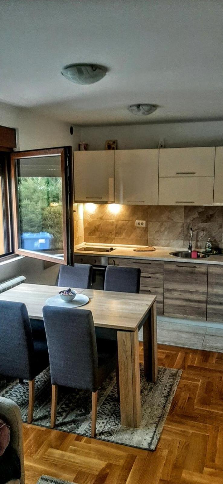 Apartman ARES view 2