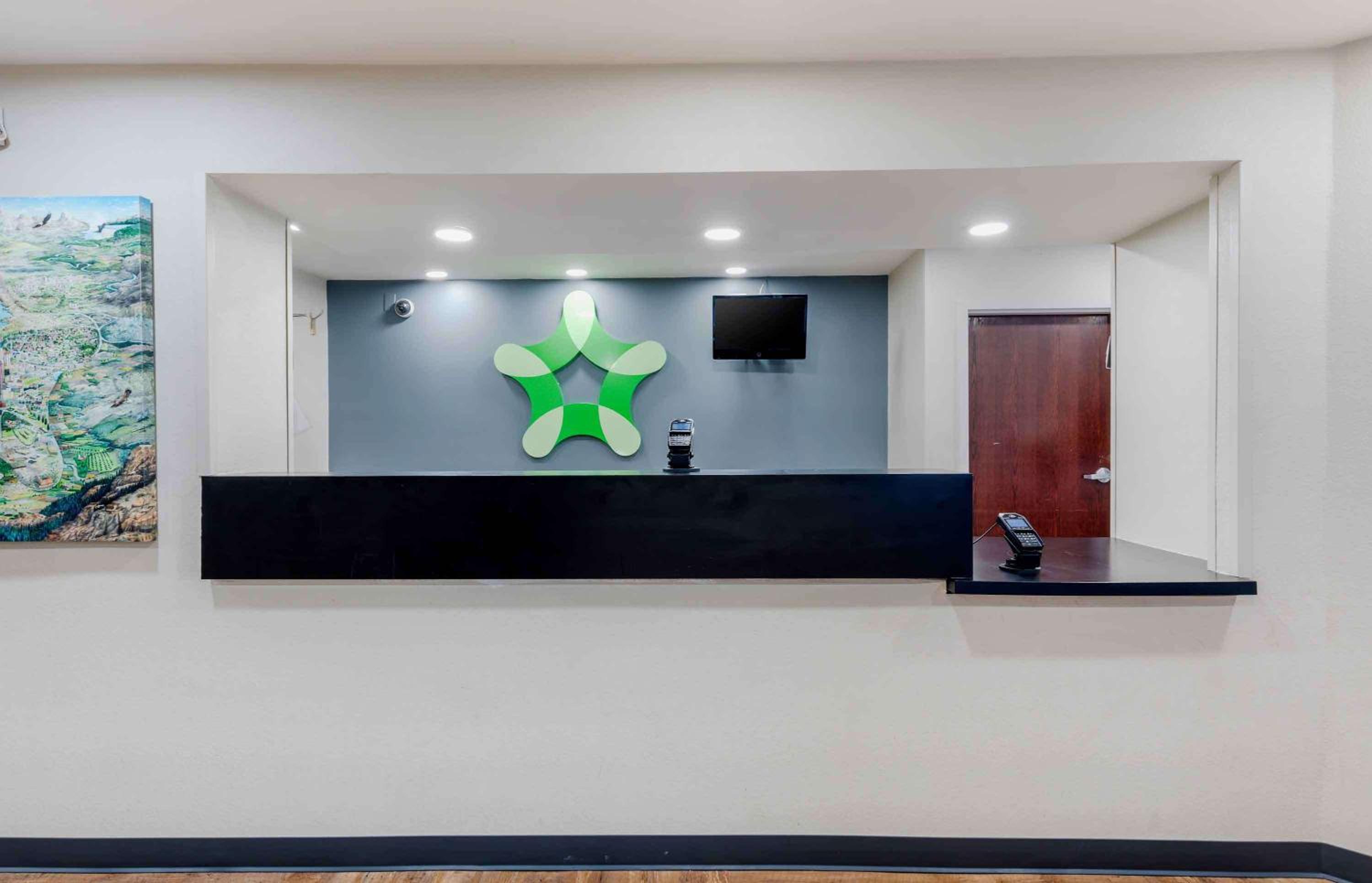 Dallas / Fort Worth Vacations - Extended Stay America Select Suites - Dallas - Lewisville - Property Image 2