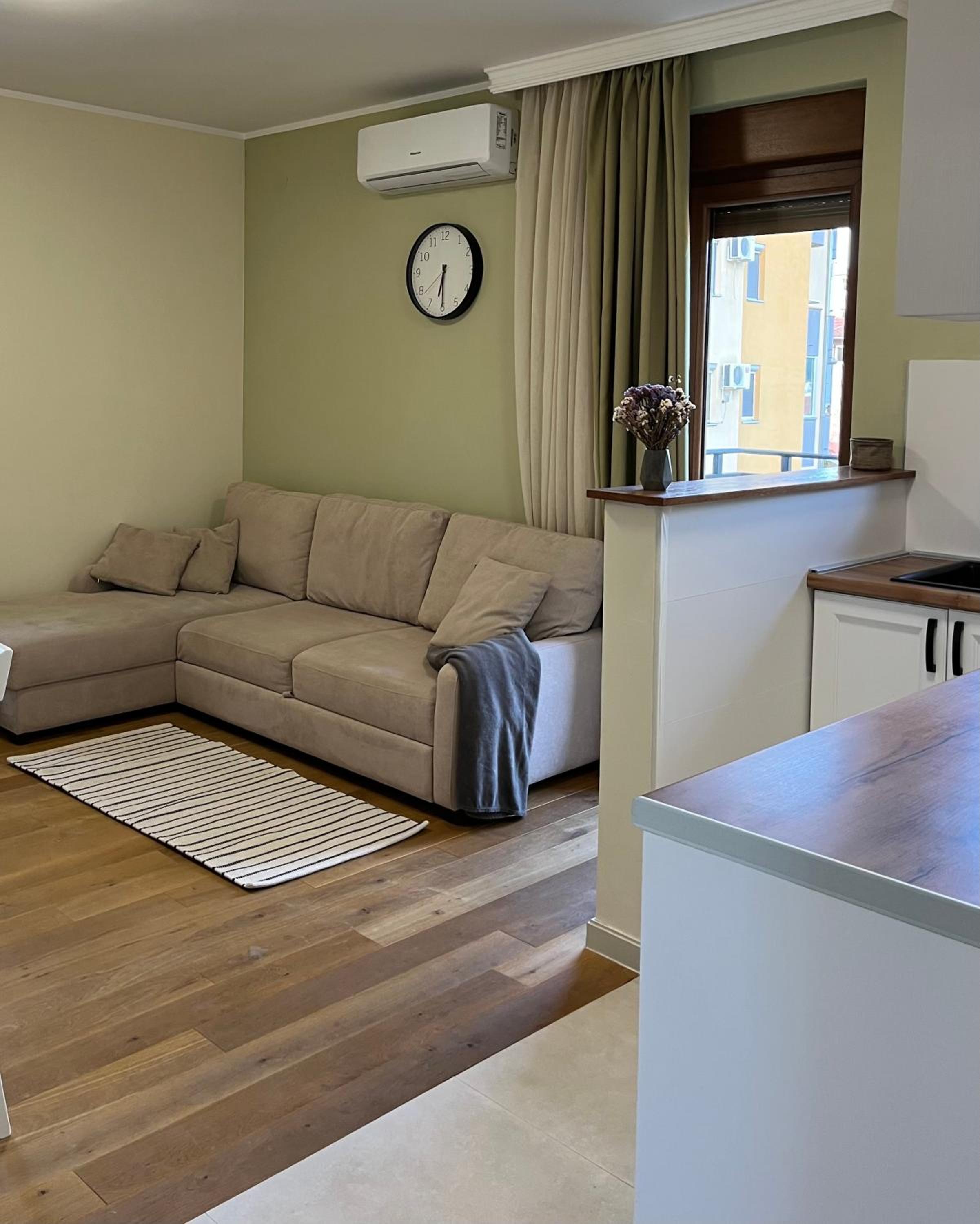 Don Balkan. Apartman Oliva view 2