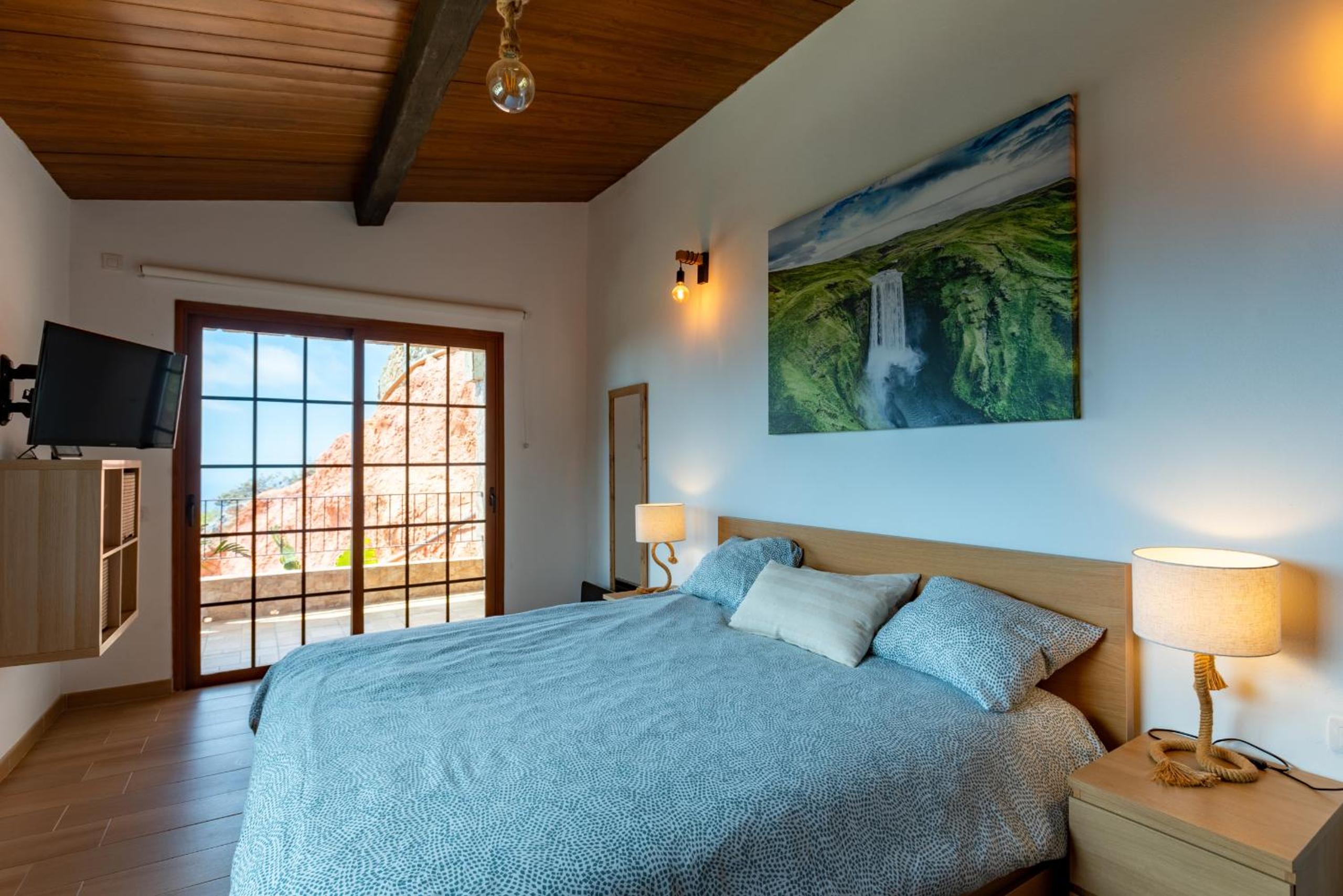 Moderna Cueva Luxury Familiar