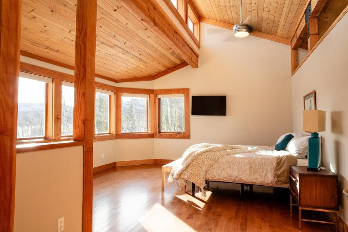 Fairplay Coyote Cabin